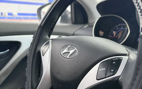 Hyundai Avante, 2011 год, 850 000 рублей, 13 фотография