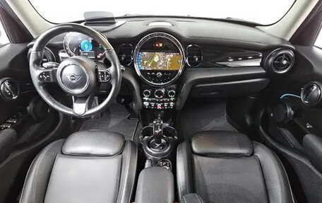 MINI Hatch, 2022 год, 1 710 000 рублей, 6 фотография