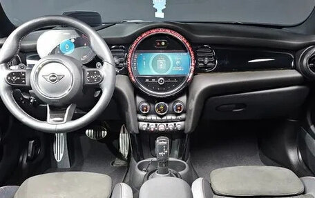 MINI Hatch, 2022 год, 1 850 000 рублей, 4 фотография