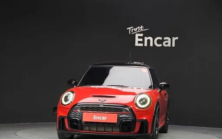 MINI Hatch, 2022 год, 1 850 000 рублей, 2 фотография