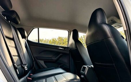 Volkswagen T-Cross I, 2022 год, 1 690 000 рублей, 9 фотография