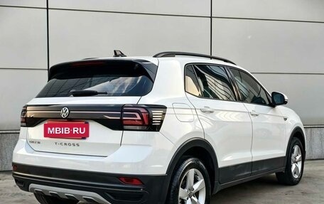 Volkswagen T-Cross I, 2022 год, 1 690 000 рублей, 4 фотография