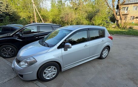 Nissan Tiida, 2010 год, 800 000 рублей, 2 фотография
