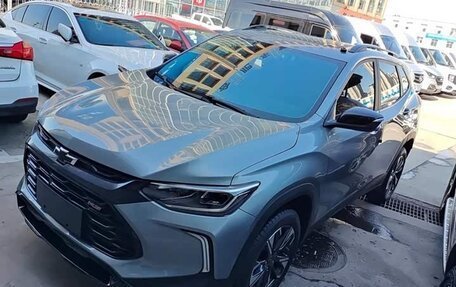 Chevrolet Tracker, 2022 год, 1 020 000 рублей, 2 фотография