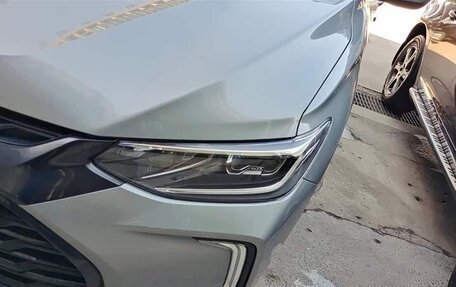 Chevrolet Tracker, 2022 год, 1 020 000 рублей, 4 фотография