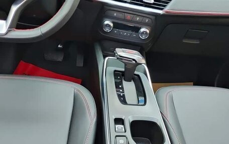 Chevrolet Tracker, 2022 год, 1 020 000 рублей, 15 фотография