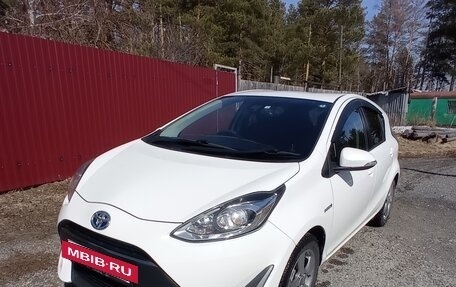 Toyota Aqua I, 2017 год, 1 045 000 рублей, 5 фотография