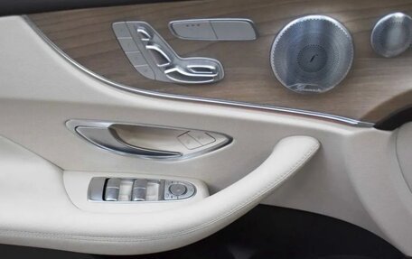 Mercedes-Benz E-Класс, 2018 год, 5 400 000 рублей, 9 фотография