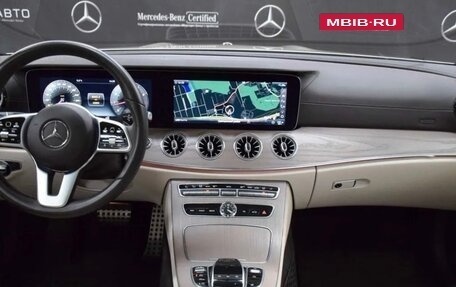 Mercedes-Benz E-Класс, 2018 год, 5 400 000 рублей, 6 фотография