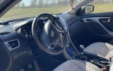 Hyundai Elantra V, 2012 год, 790 000 рублей, 11 фотография