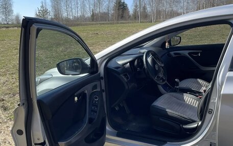 Hyundai Elantra V, 2012 год, 790 000 рублей, 12 фотография
