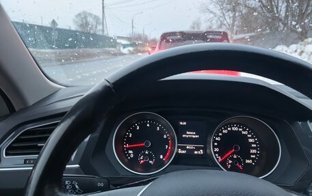 Volkswagen Tiguan II, 2017 год, 2 100 000 рублей, 6 фотография