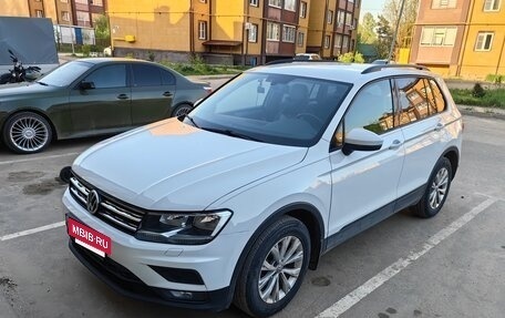 Volkswagen Tiguan II, 2017 год, 2 100 000 рублей, 3 фотография