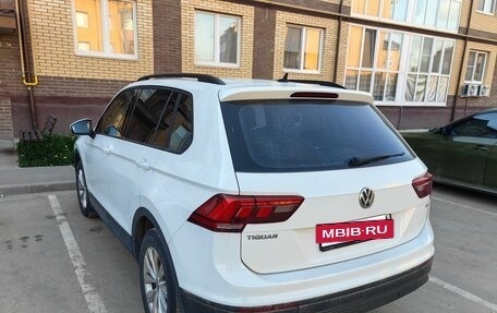 Volkswagen Tiguan II, 2017 год, 2 100 000 рублей, 4 фотография