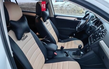 Volkswagen Tiguan II, 2017 год, 2 100 000 рублей, 9 фотография