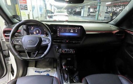 Chevrolet TrailBlazer, 2023 год, 2 120 000 рублей, 10 фотография