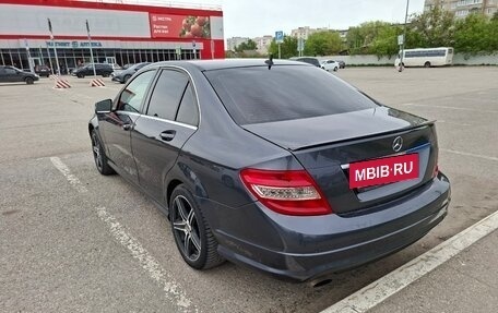Mercedes-Benz C-Класс, 2010 год, 890 000 рублей, 4 фотография