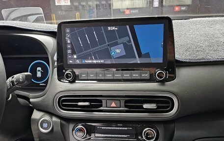 Hyundai Kona I, 2022 год, 1 778 000 рублей, 10 фотография
