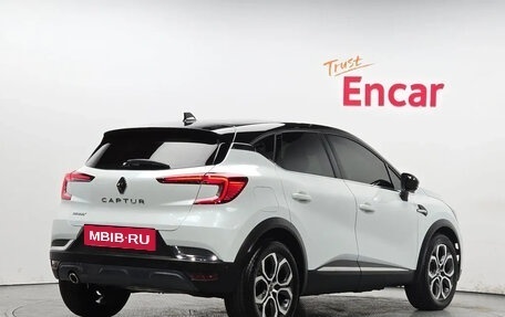 Renault Captur II, 2020 год, 1 700 000 рублей, 3 фотография