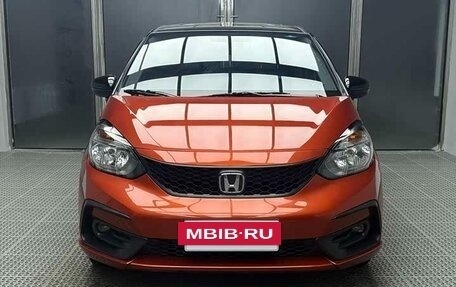 Honda Fit, 2022 год, 1 050 000 рублей, 5 фотография