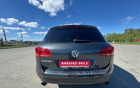 Volkswagen Touareg III, 2011 год, 1 888 888 рублей, 6 фотография