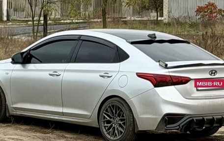 Hyundai Solaris II рестайлинг, 2017 год, 1 290 000 рублей, 6 фотография