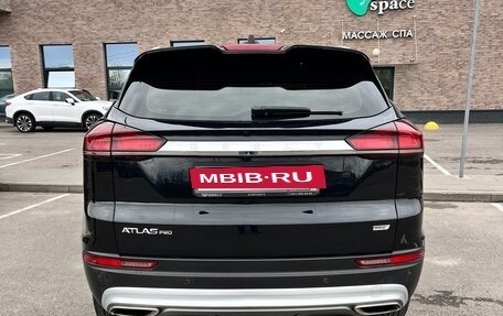 Geely Atlas, 2022 год, 2 250 000 рублей, 8 фотография