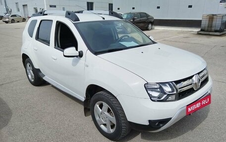 Renault Duster I рестайлинг, 2017 год, 1 262 000 рублей, 4 фотография