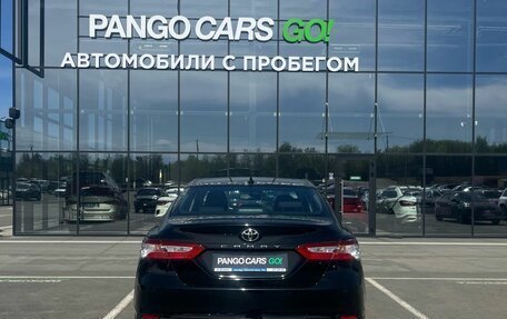 Toyota Camry, 2021 год, 3 150 000 рублей, 5 фотография