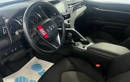 Toyota Camry, 2021 год, 3 150 000 рублей, 14 фотография