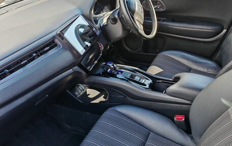 Honda Vezel, 2014 год, 1 384 000 рублей, 12 фотография