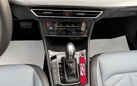 Volkswagen Lavida, 2022 год, 1 576 000 рублей, 10 фотография
