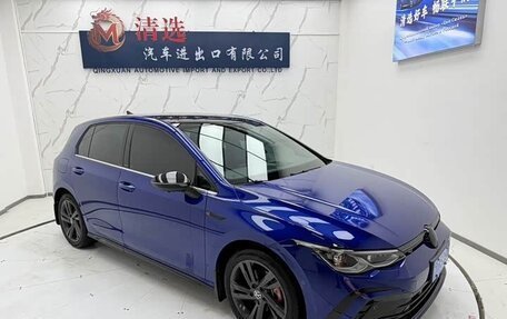 Volkswagen Golf VIII, 2022 год, 2 060 000 рублей, 3 фотография