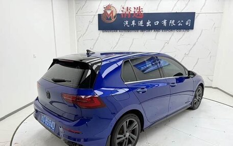 Volkswagen Golf VIII, 2022 год, 2 060 000 рублей, 6 фотография