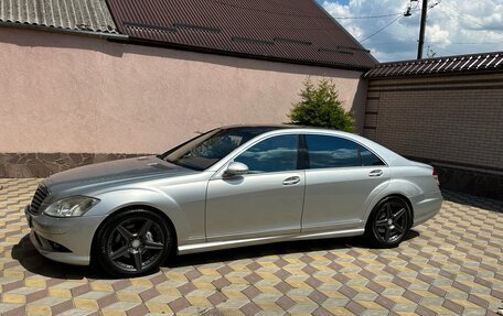 Mercedes-Benz S-Класс, 2008 год, 1 055 000 рублей, 3 фотография