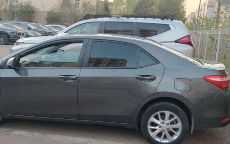 Toyota Corolla, 2014 год, 1 370 000 рублей, 7 фотография