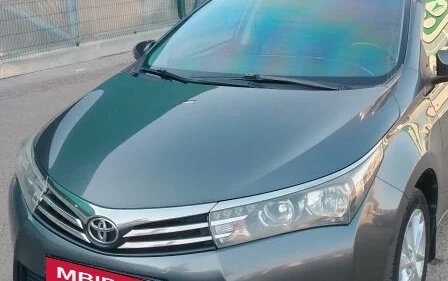 Toyota Corolla, 2014 год, 1 370 000 рублей, 8 фотография