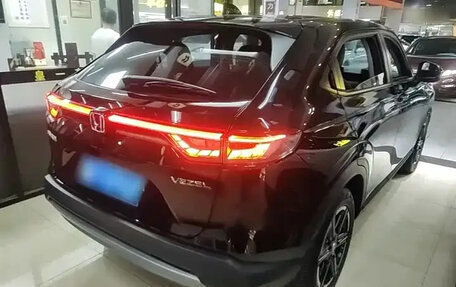 Honda Vezel, 2023 год, 1 822 040 рублей, 6 фотография