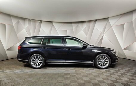 Volkswagen Passat B8 рестайлинг, 2017 год, 2 243 000 рублей, 6 фотография