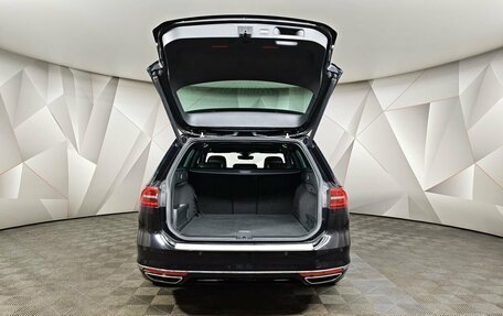 Volkswagen Passat B8 рестайлинг, 2017 год, 2 243 000 рублей, 12 фотография