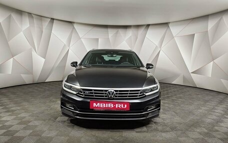 Volkswagen Passat B8 рестайлинг, 2017 год, 2 243 000 рублей, 7 фотография