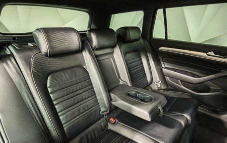 Volkswagen Passat B8 рестайлинг, 2017 год, 2 243 000 рублей, 17 фотография