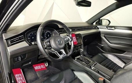 Volkswagen Passat B8 рестайлинг, 2017 год, 2 243 000 рублей, 19 фотография