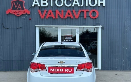 Chevrolet Cruze II, 2011 год, 690 000 рублей, 6 фотография