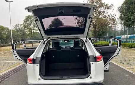 Honda Vezel, 2023 год, 1 698 040 рублей, 24 фотография