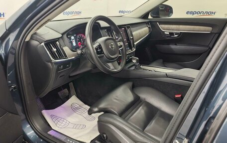 Volvo S90 II рестайлинг, 2021 год, 3 850 000 рублей, 9 фотография
