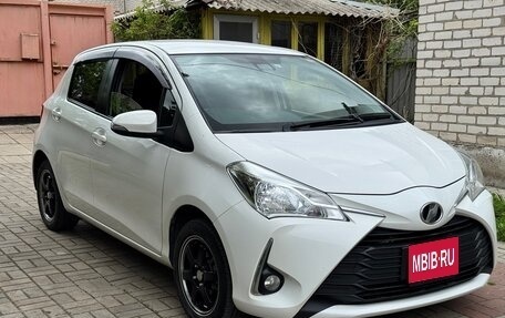 Toyota Vitz, 2017 год, 1 099 000 рублей, 1 фотография