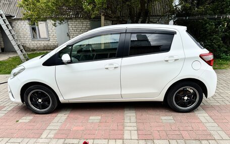 Toyota Vitz, 2017 год, 1 099 000 рублей, 6 фотография