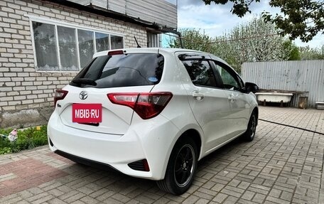 Toyota Vitz, 2017 год, 1 099 000 рублей, 3 фотография