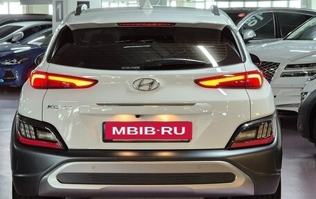 Hyundai Kona I, 2022 год, 2 164 000 рублей, 4 фотография